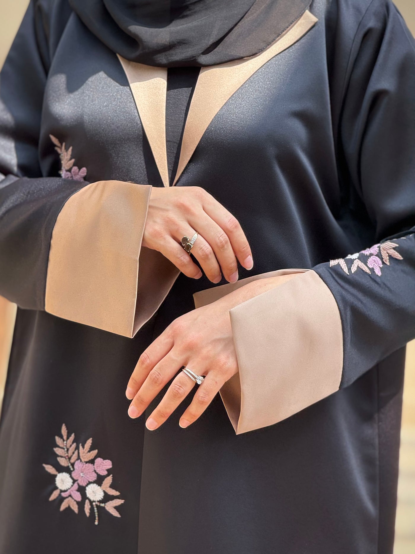 ABAYA Blazer Noir & beige